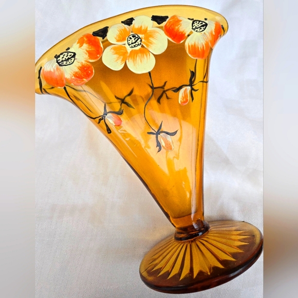 Antique Handpainted Amber Glass Vase, 7"H x 6" W at the top x2.5" deep - Picture 7 of 7
